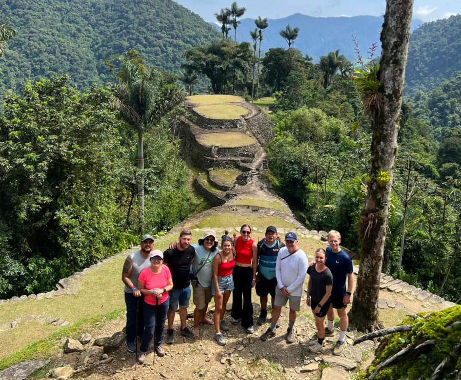 backpacking-mochileando-sierra-nevada-ciudad-perdida-lost-city-trekking-nuestros-desitnos-3